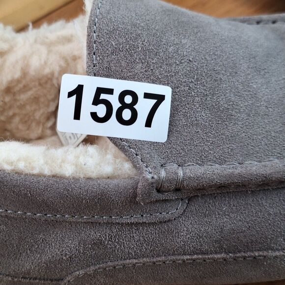 UGG Ascot Men\'s 10 Moccasin Slippers Gray Suede Shearling Lined Slip-On main image 8